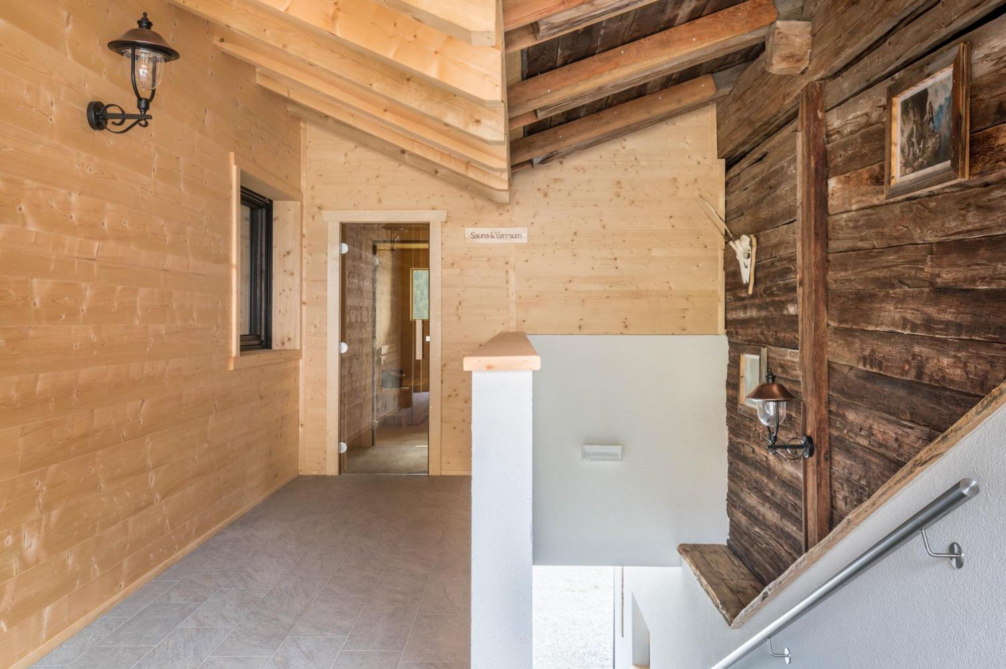 Blosegghof Bergchalets Waldblick Racines Εξωτερικό φωτογραφία