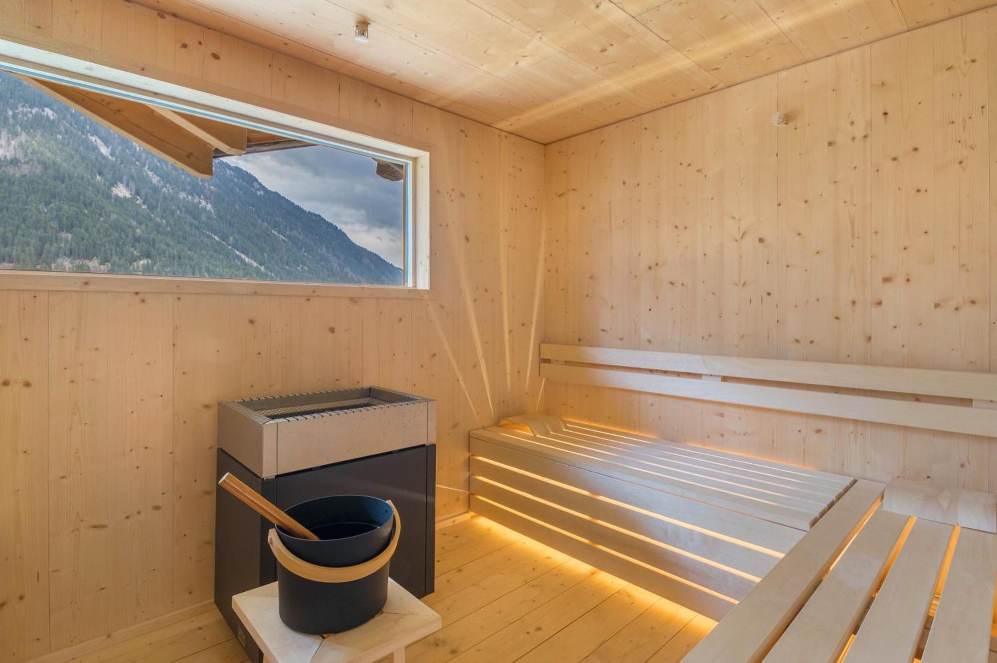 Blosegghof Bergchalets Waldblick Racines Εξωτερικό φωτογραφία