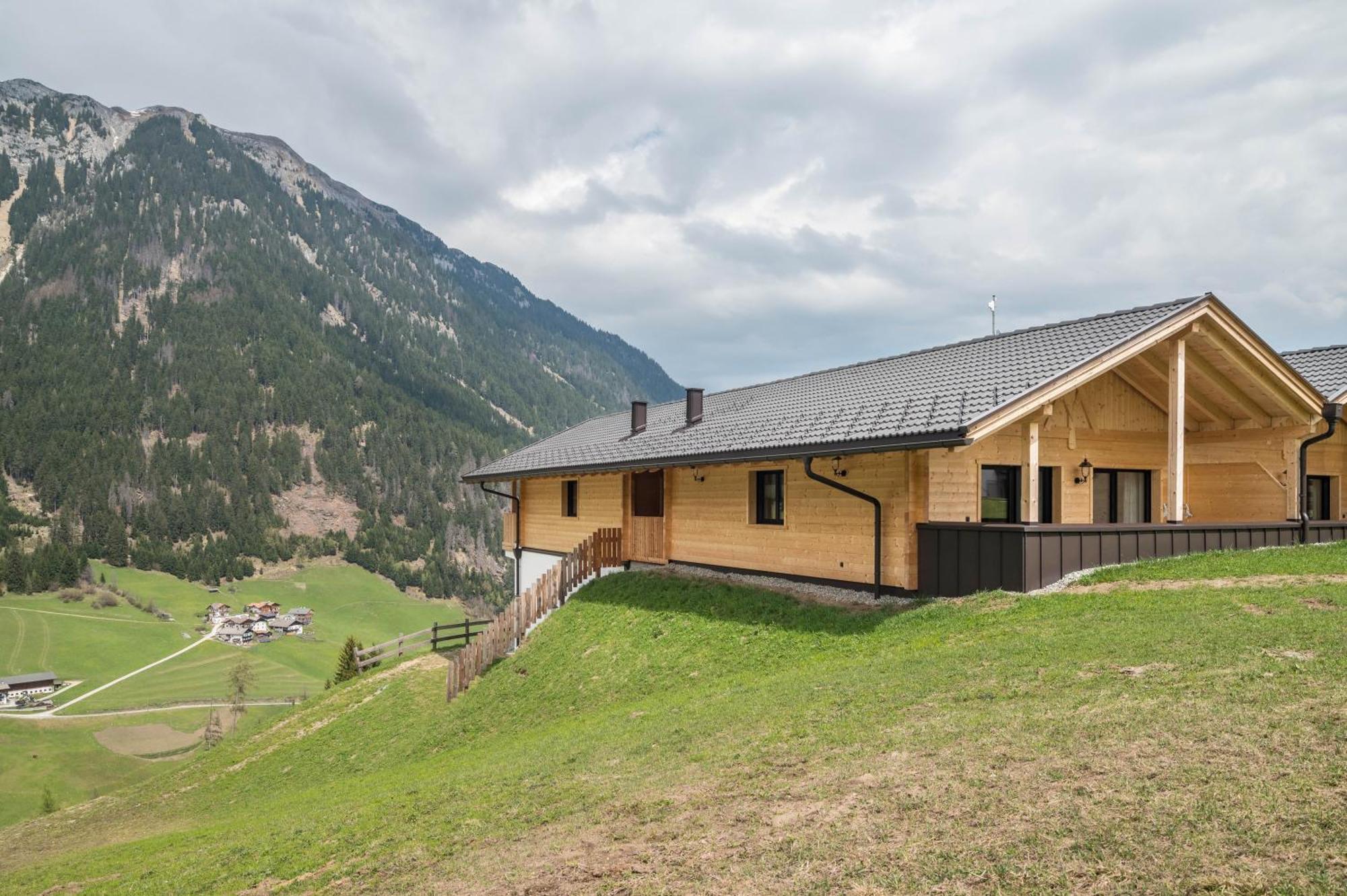 Blosegghof Bergchalets Waldblick Racines Εξωτερικό φωτογραφία
